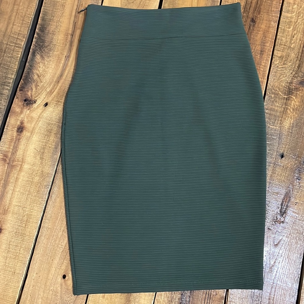 High waist pencil skirt